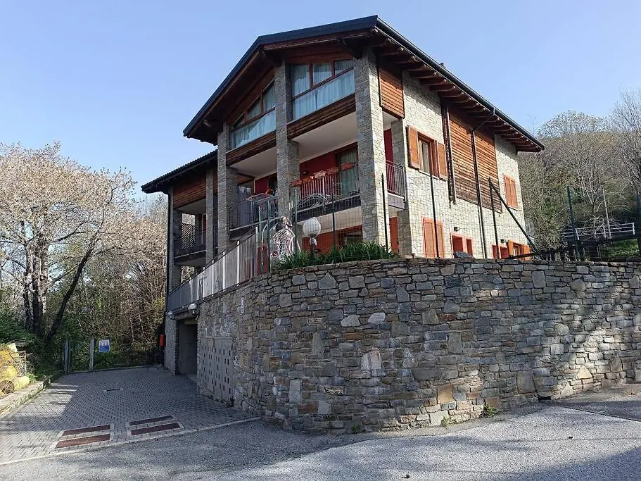 Resicence Solare Con Piscina Appartamento 2 Sueglio